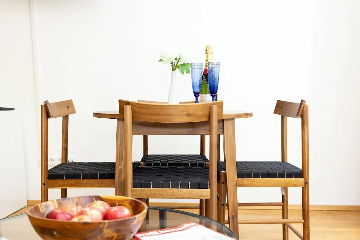 Stylish One Bedroom Apartment With Free Parking Vienna Austria